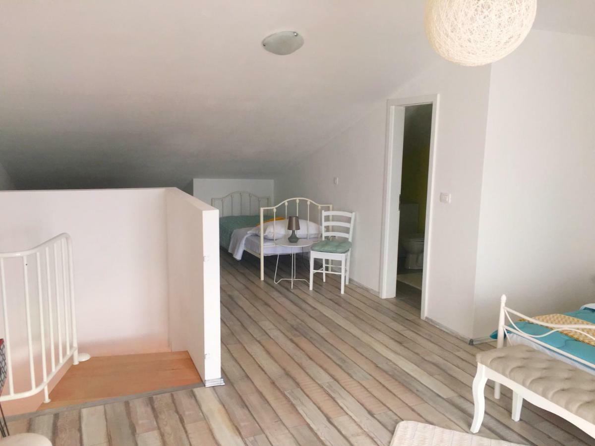 Apartment Valentina Klenovica Exteriér fotografie