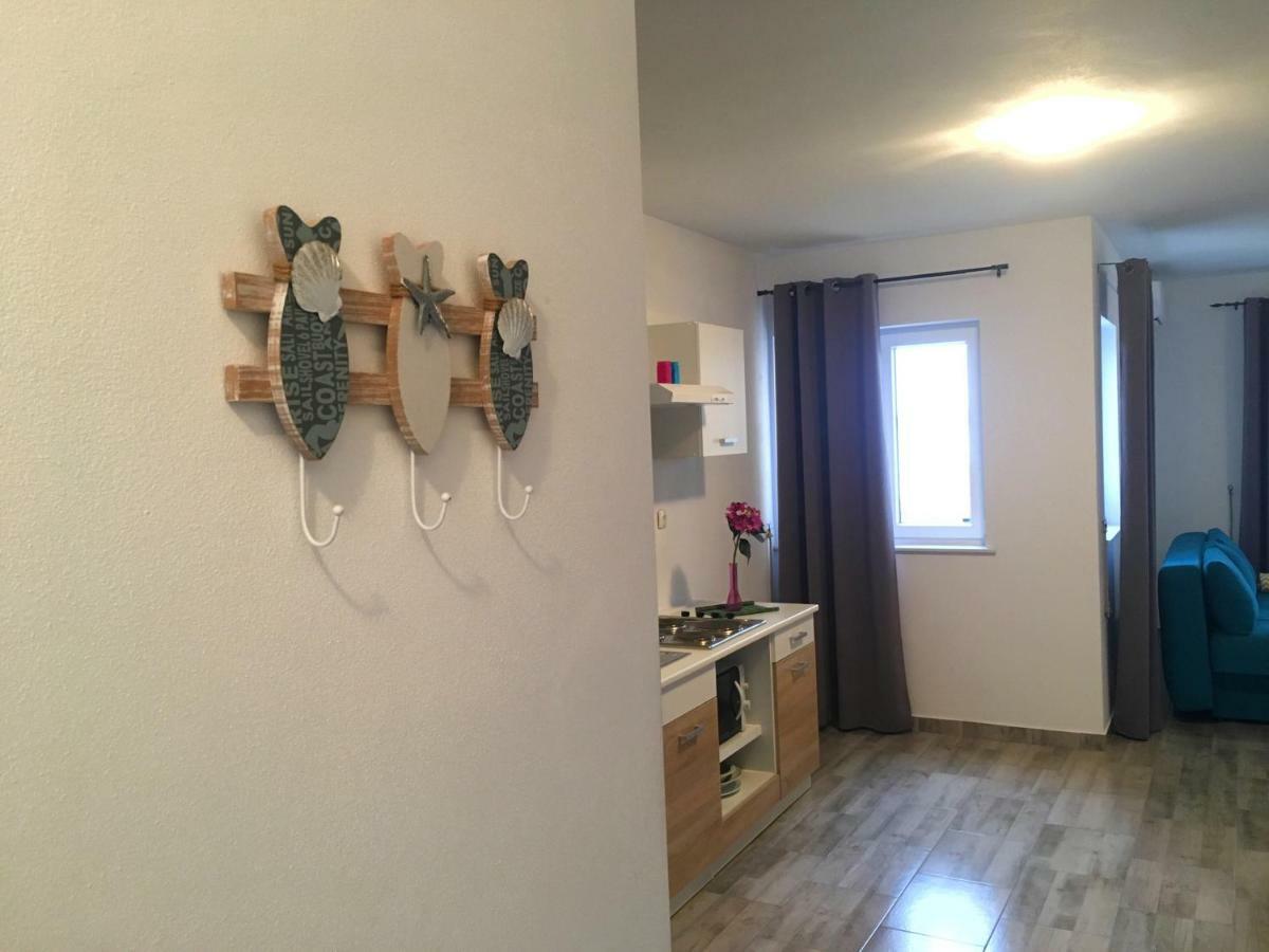 Apartment Valentina Klenovica Exteriér fotografie