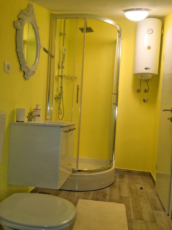 Apartment Valentina Klenovica Exteriér fotografie